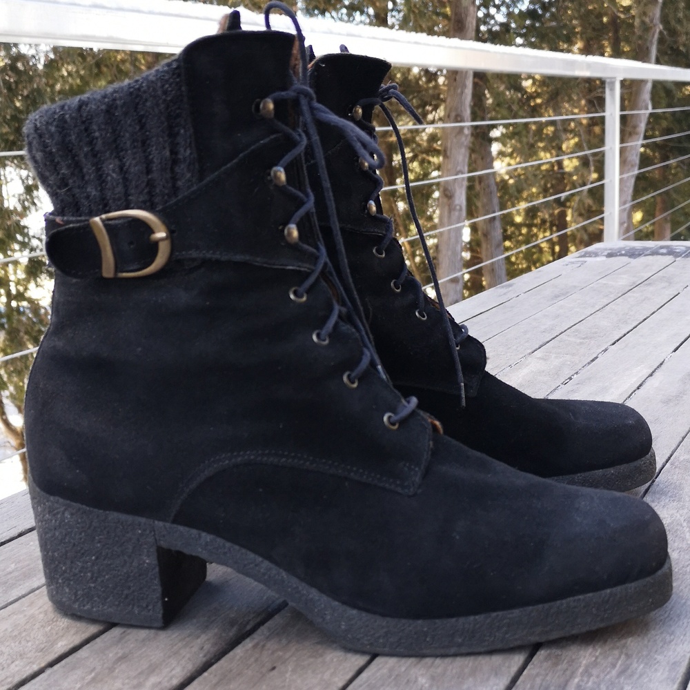 Aquatalia suede ankle boots